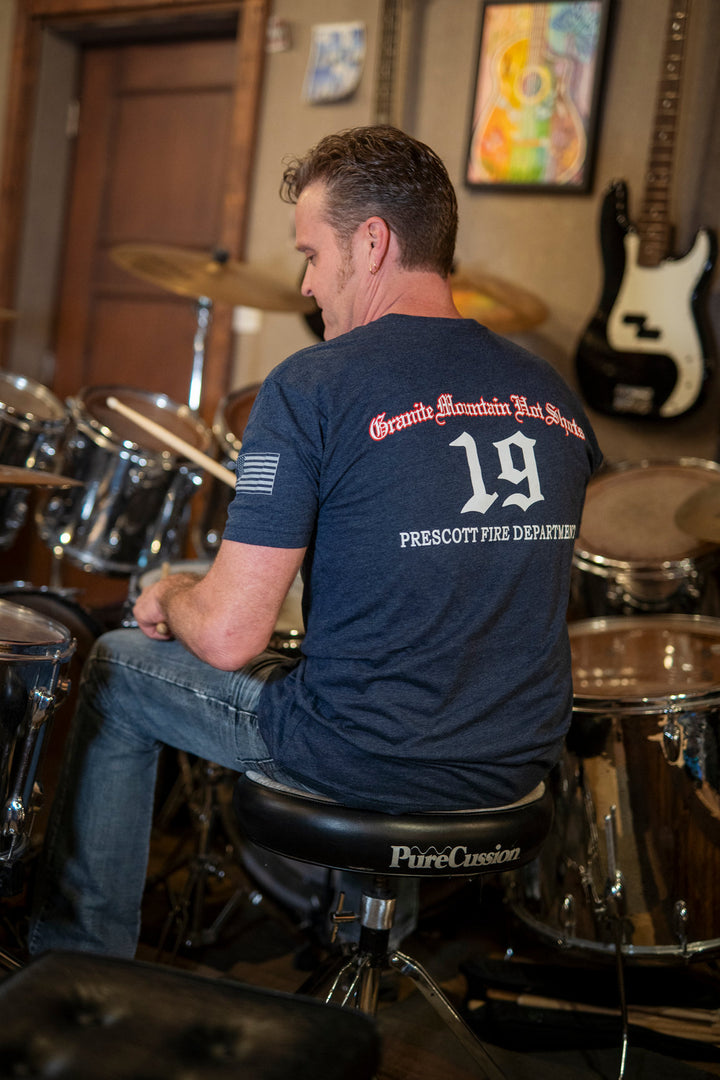 Navy 19 Granite Mountain Hot Shot - T-Shirt