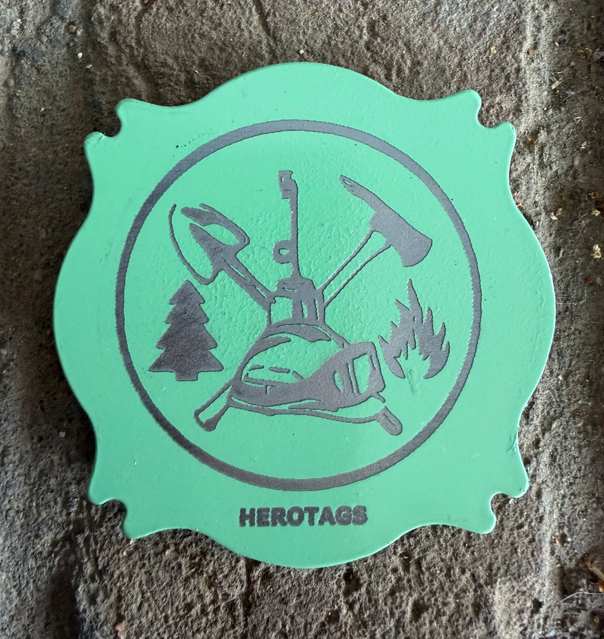 HeroTag Magnets