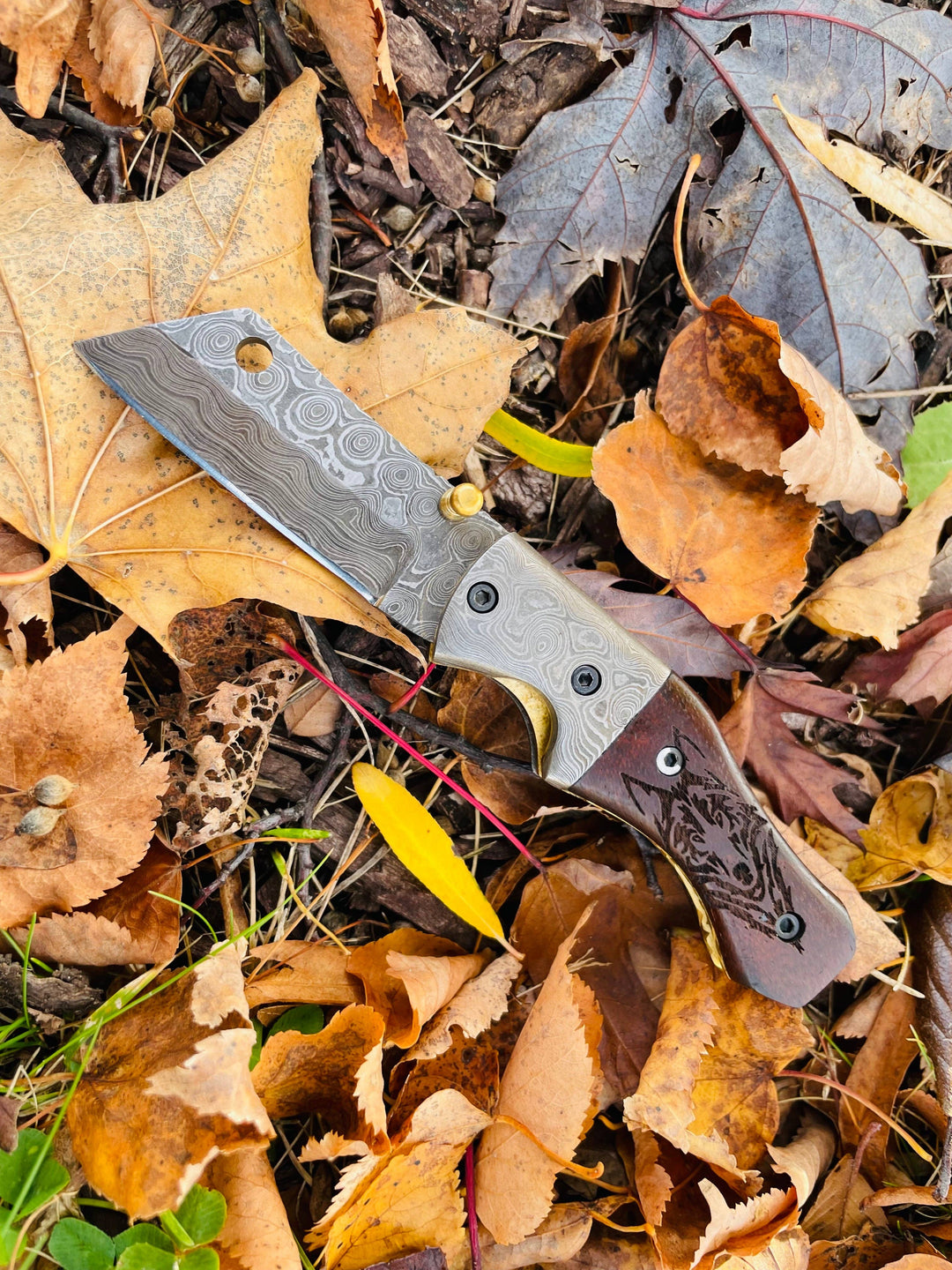 Damascus Steel Handmade Folding Knife Wolf Engraved TK-049 Limited Run