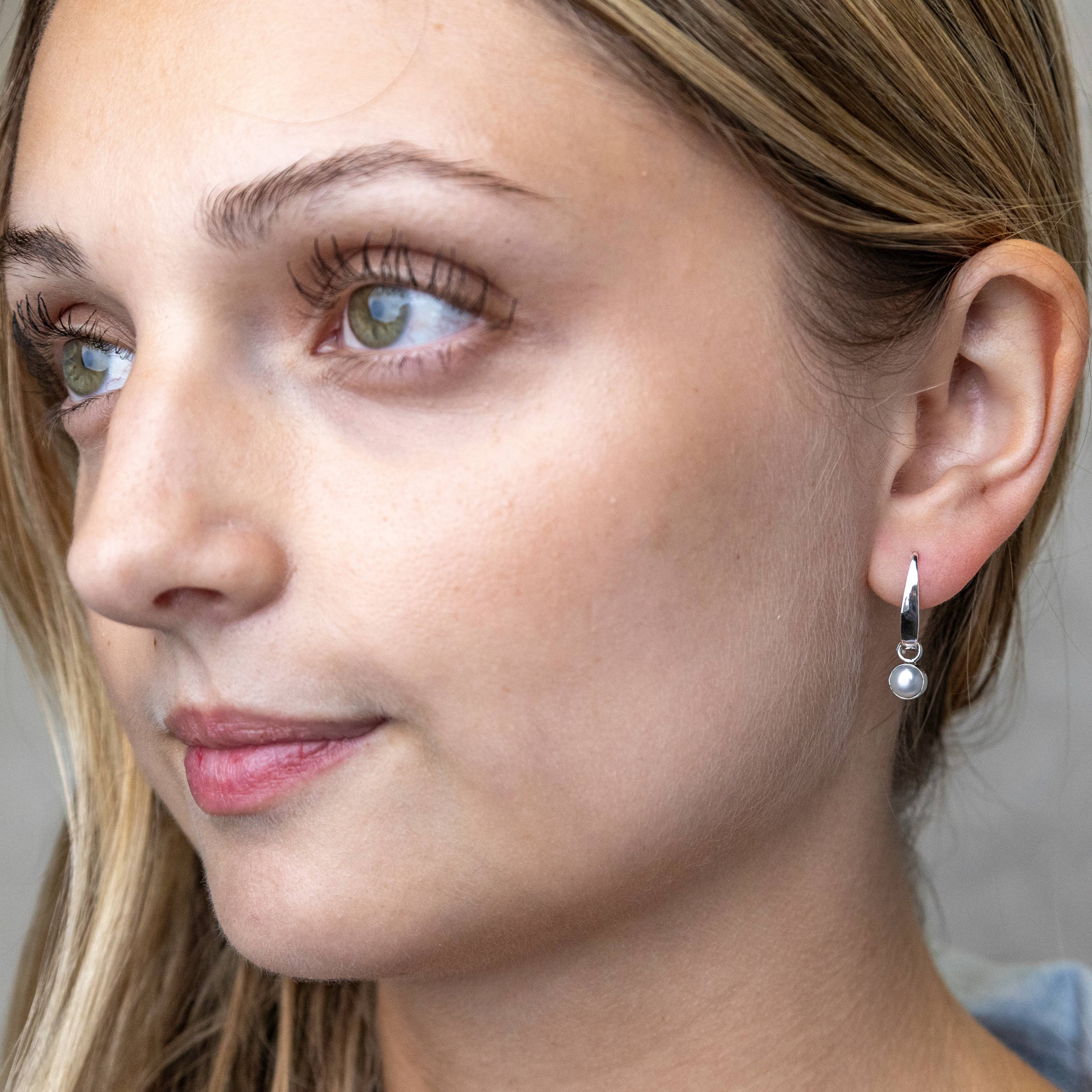 Sterling Silver Hammered Earring with Pearl Drop 23x6mm