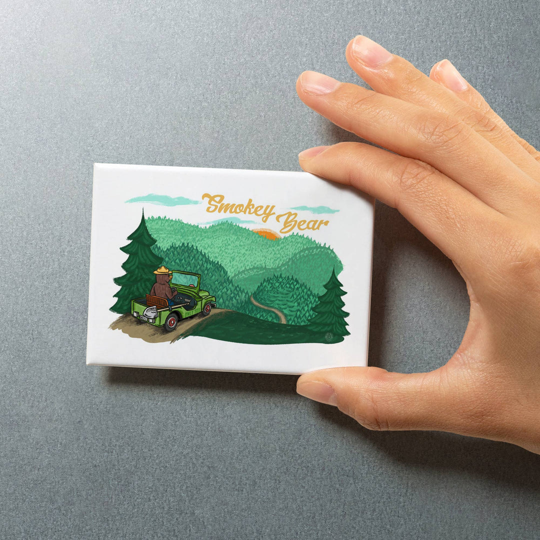 MAGNET Smokey Bear Driving