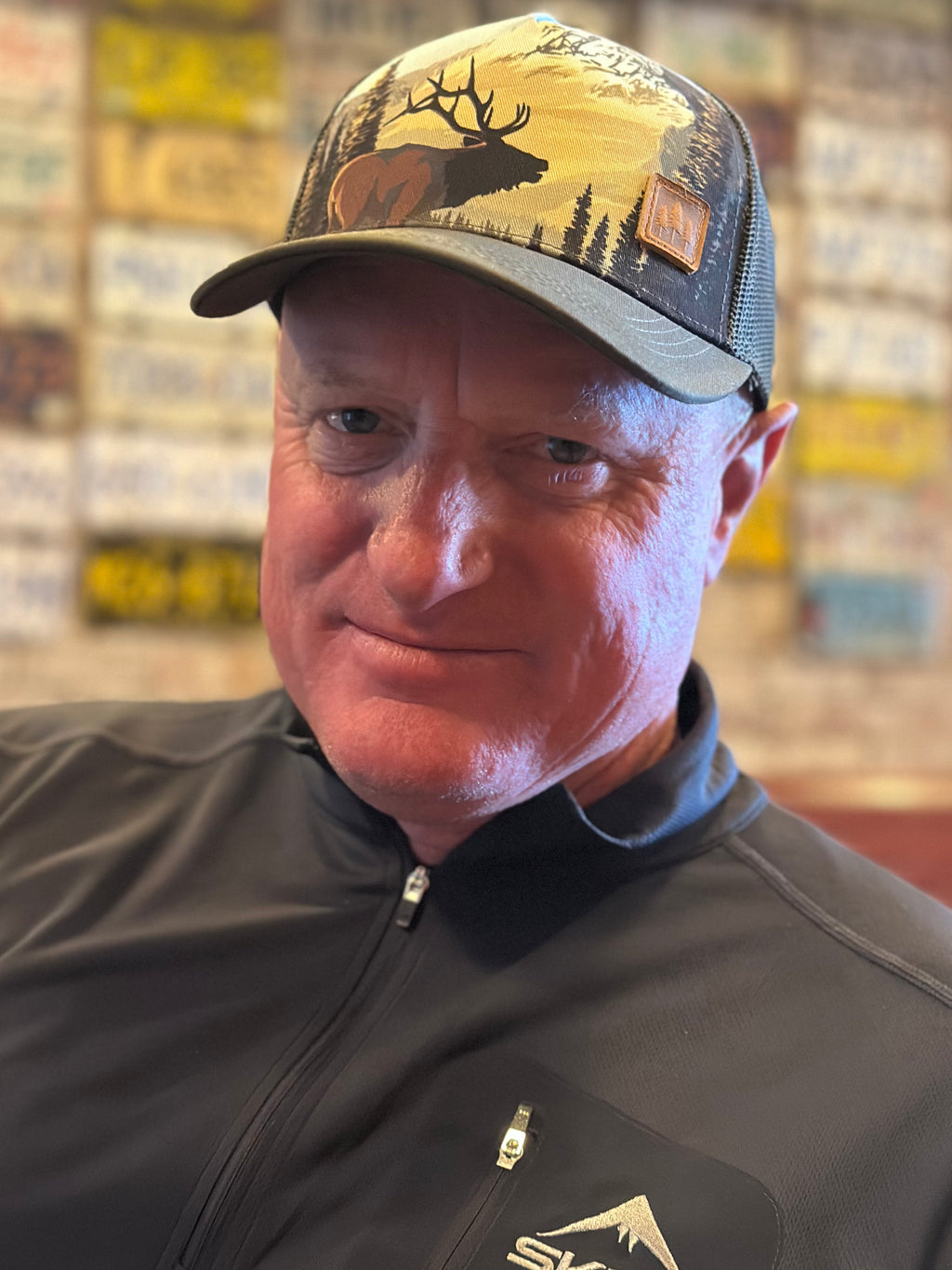 Elk Trucker -