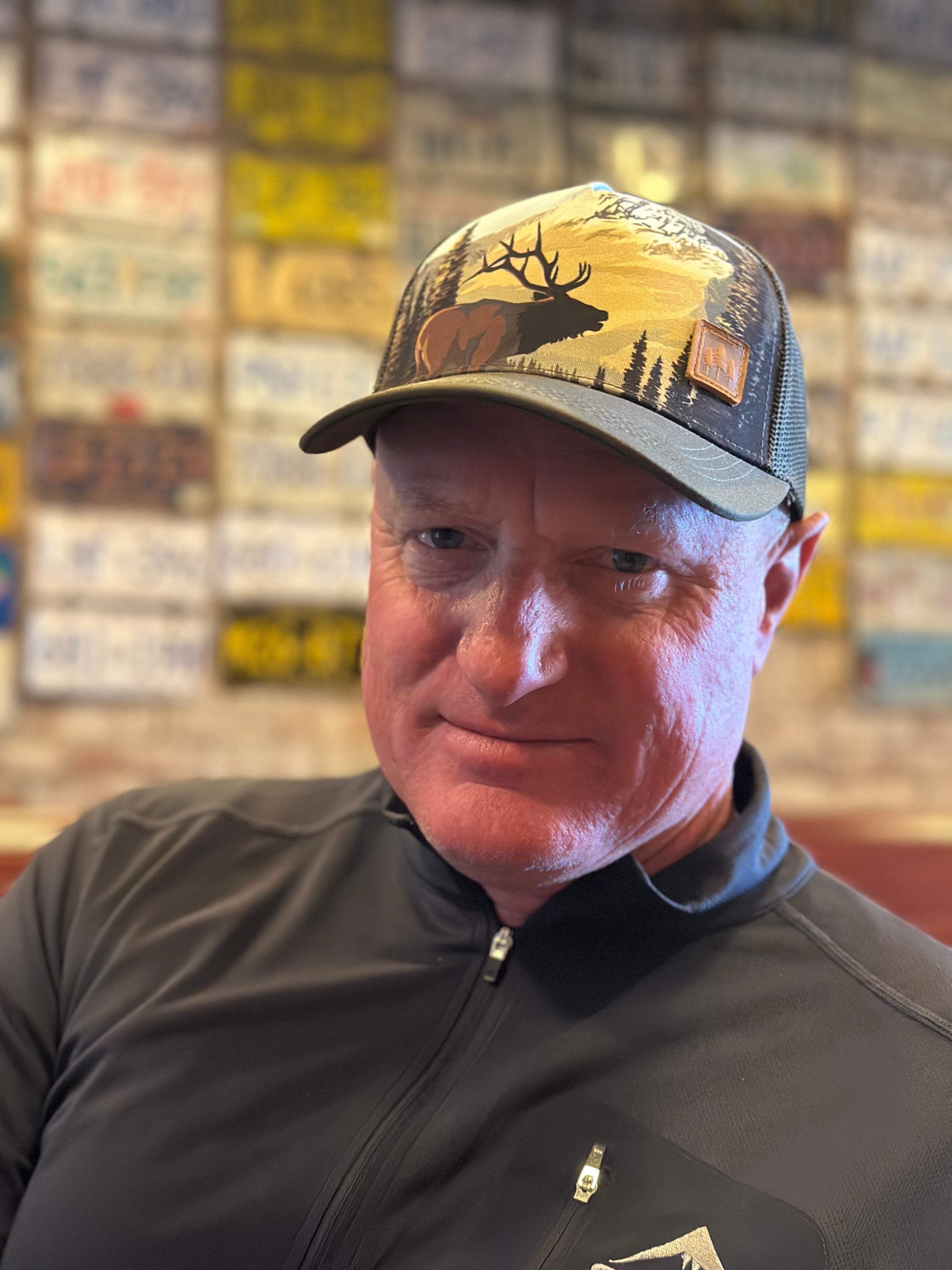 Elk Trucker -