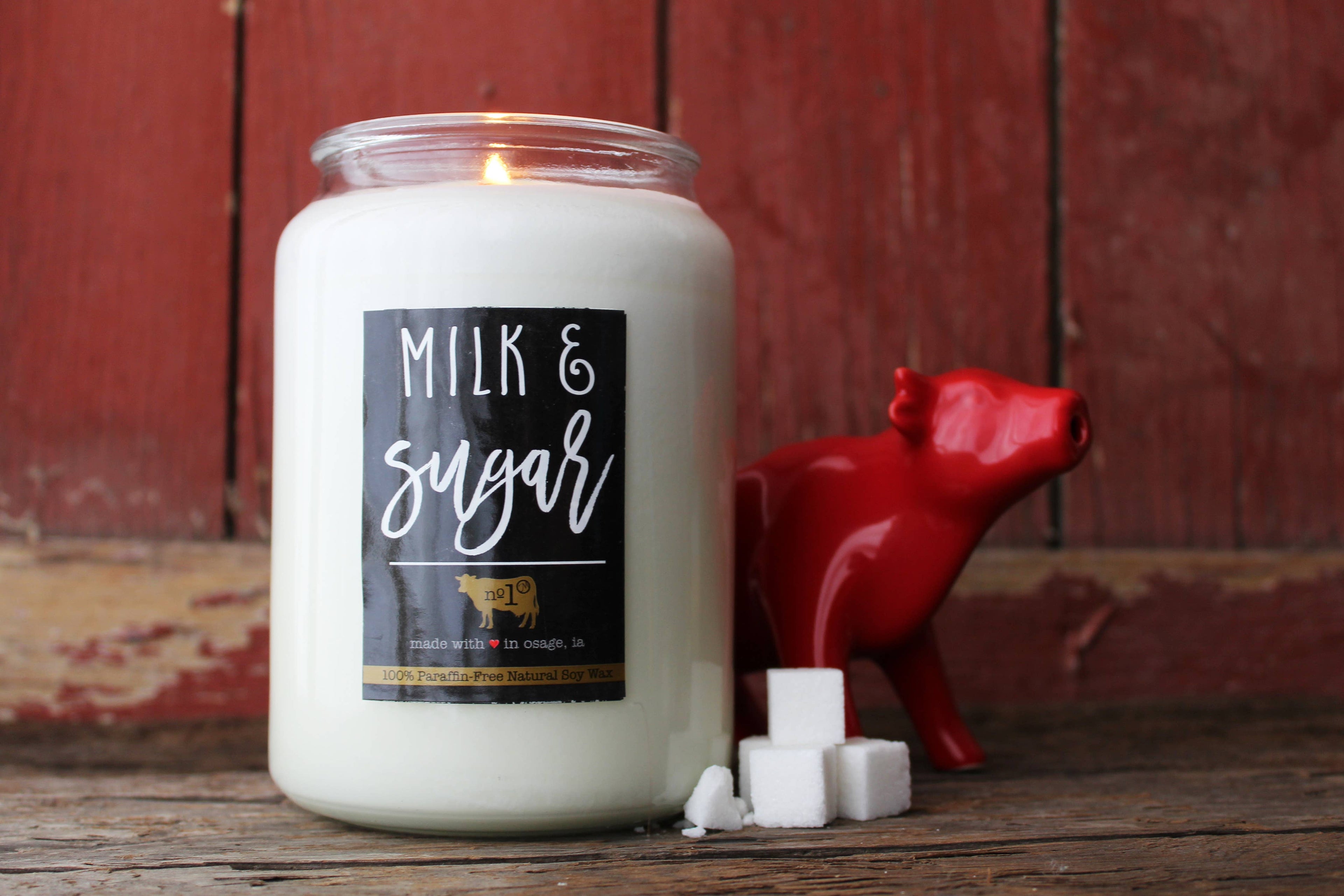26 oz Farmhouse Jar Candle: Milk & Sugar