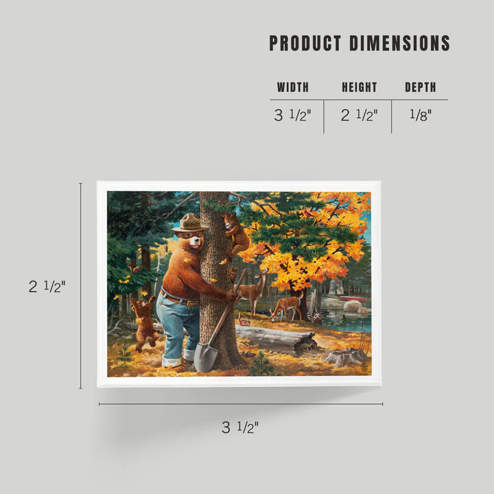 MAGNET Smokey Bear, Hugging Tree