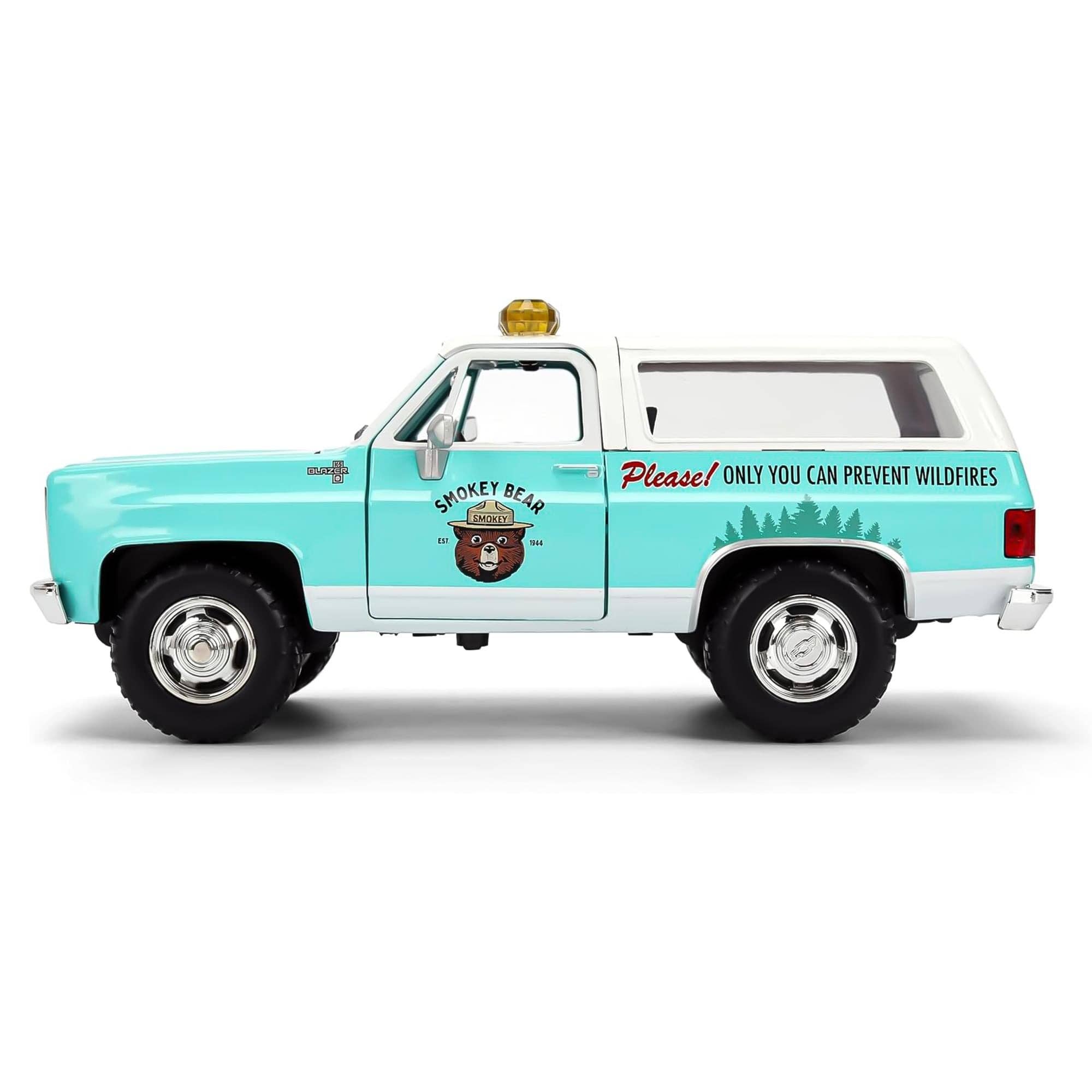 Collectible Smokey Bear 1:24 HWR '80 Chevy Blazer w/ Smokey Bear