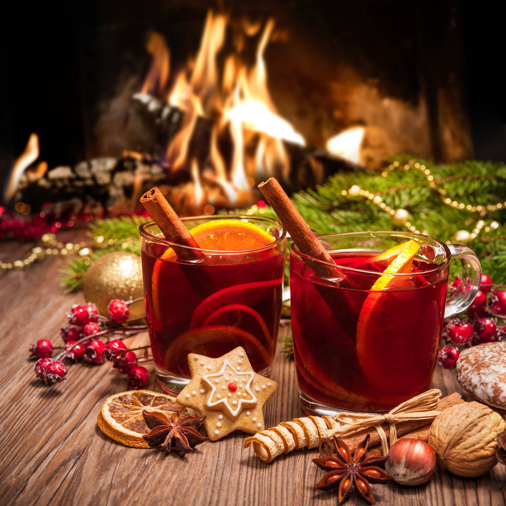 26 oz Farmhouse Jar Christmas Candle: Farmhouse Christmas