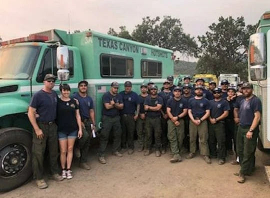 Amanda Marsh with Texas Canyon Hotshots crew